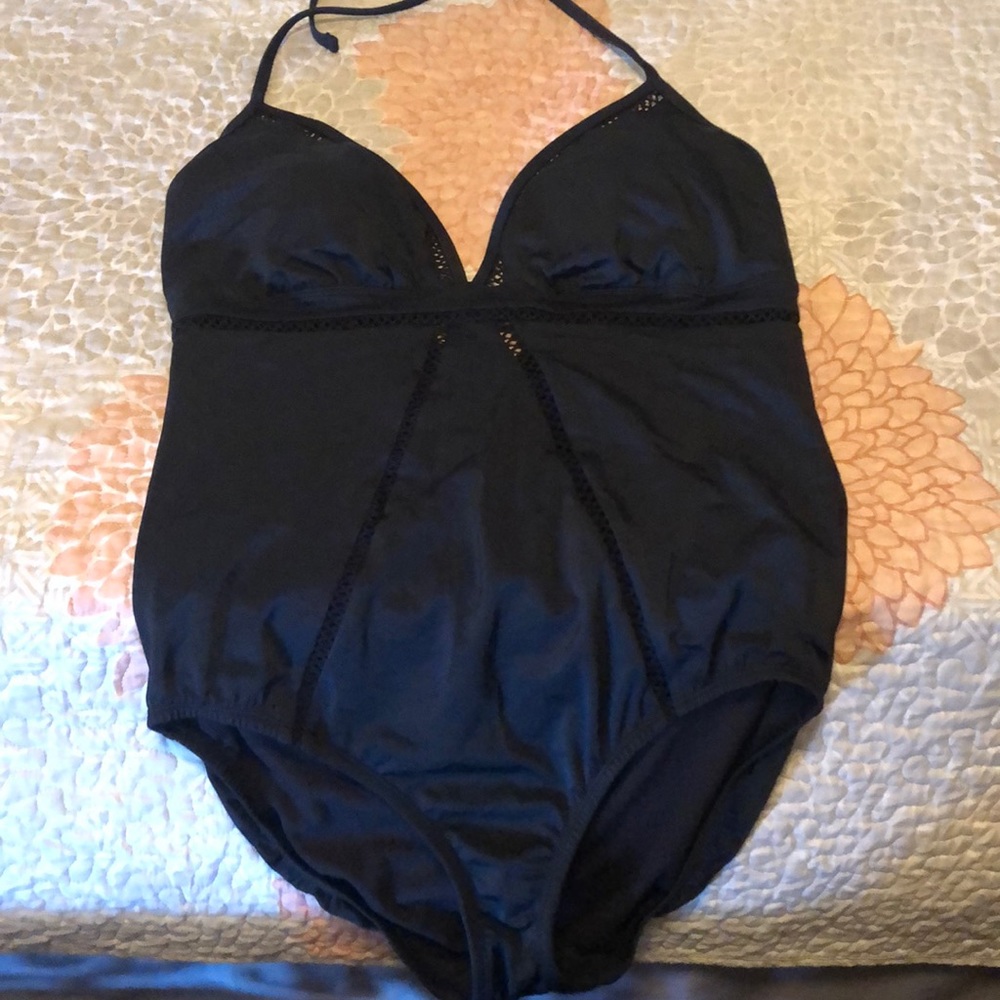 One piece black bathing suit